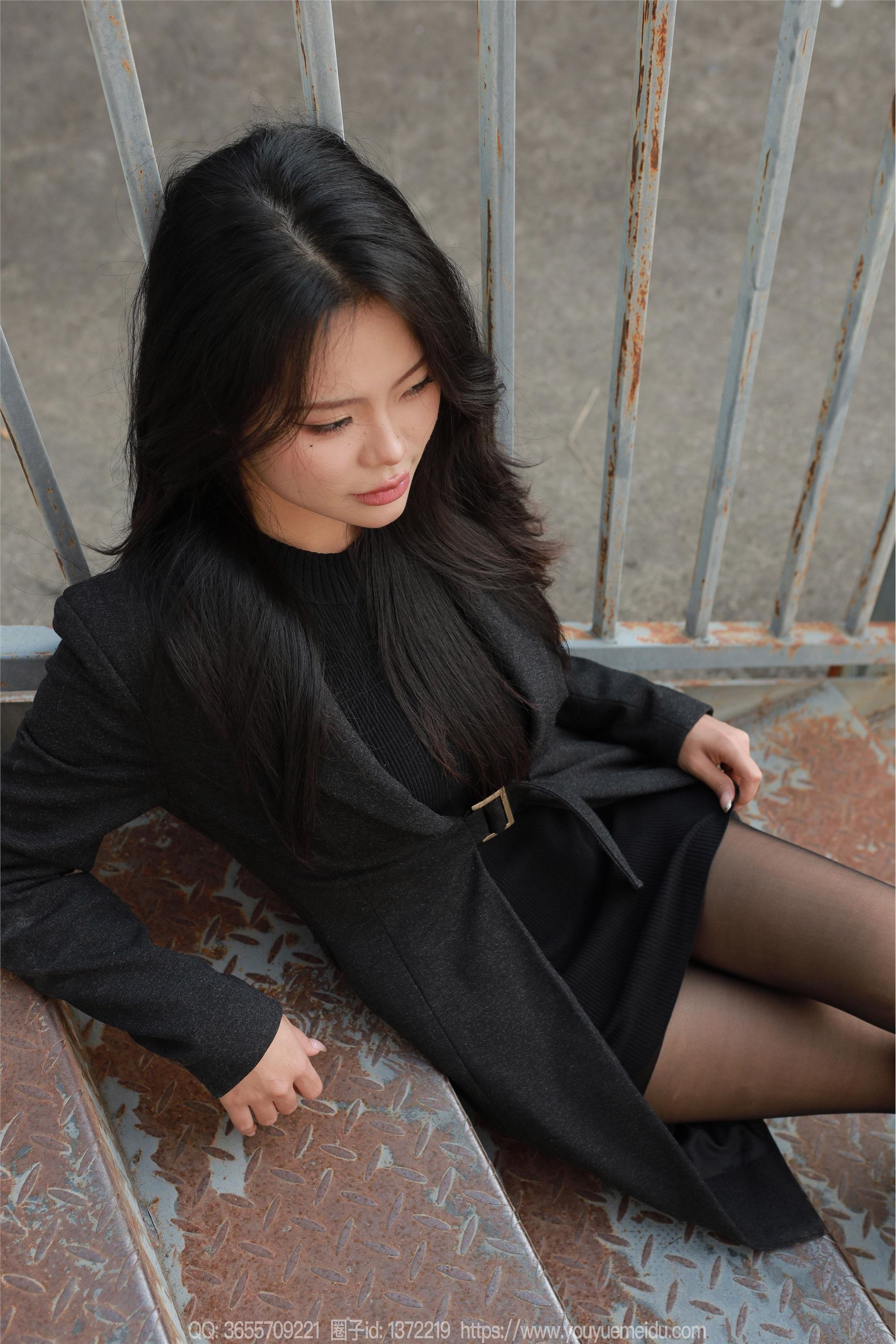 IESS异思趣向  2025.01.02 丝享家 1940 兔兔《黑丝女人》